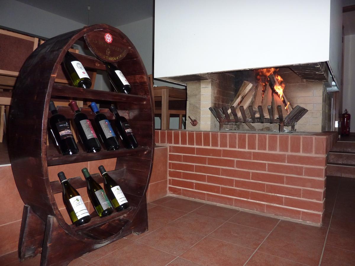 Hotel Black Stork Nisova Exterior foto