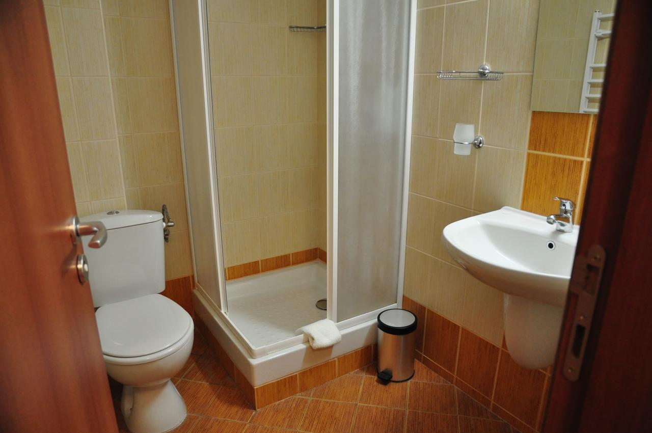 Hotel Black Stork Nisova Exterior foto