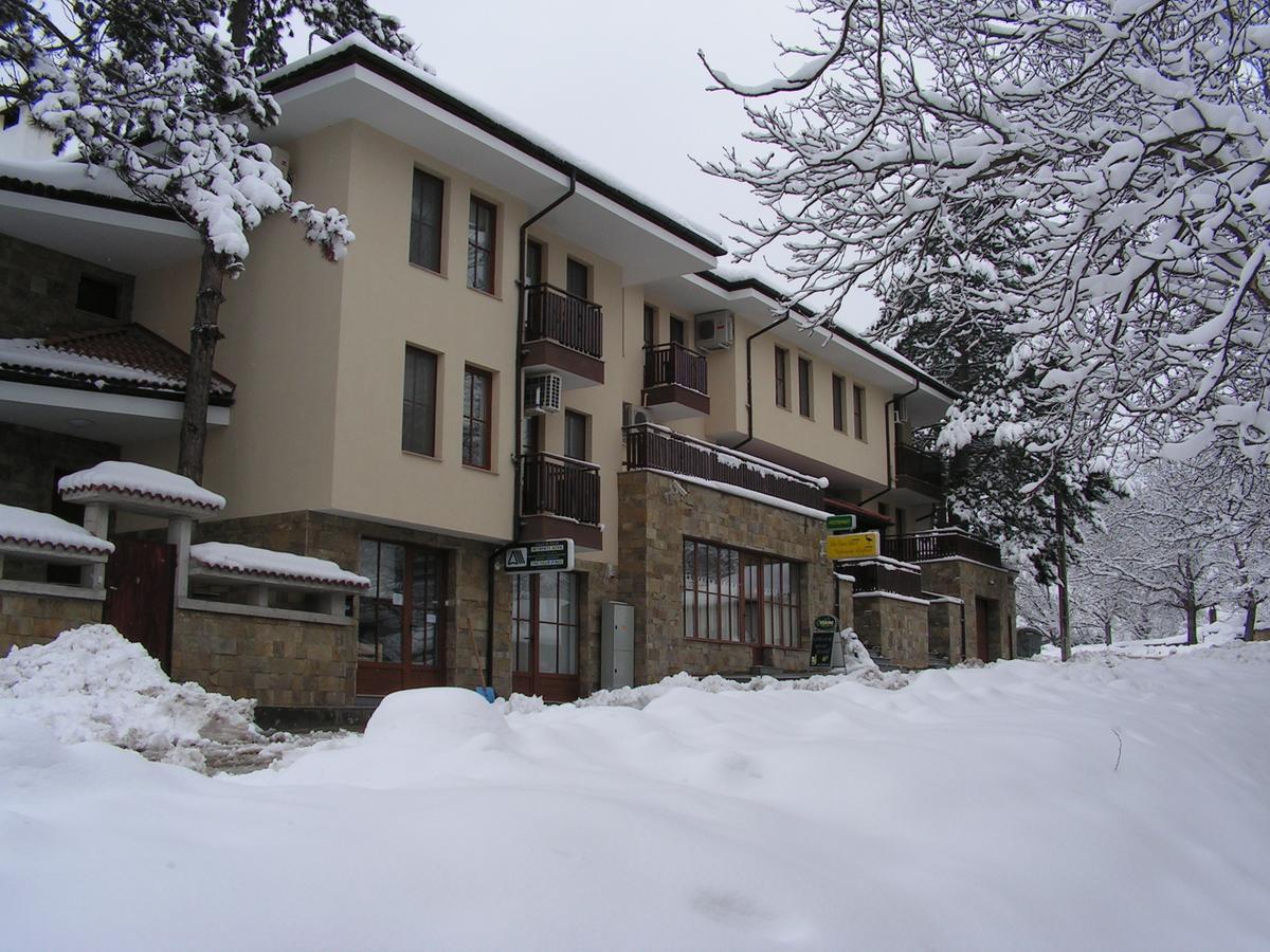 Hotel Black Stork Nisova Exterior foto