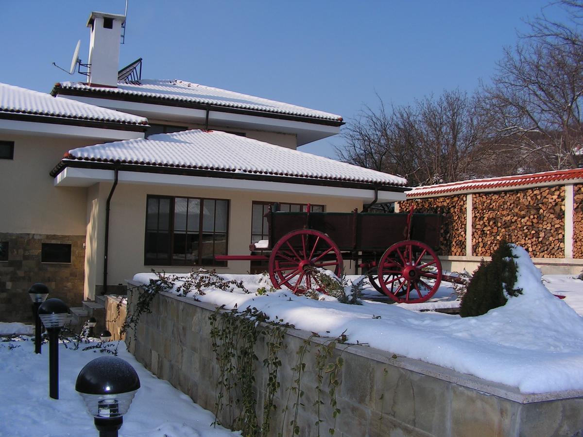 Hotel Black Stork Nisova Exterior foto